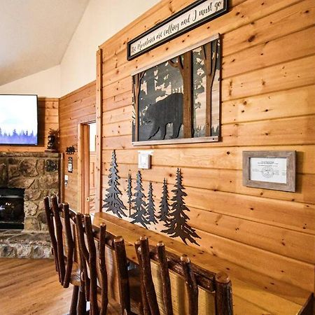 Four Private Suites - Hot Tub - Arcade - Fast Wi-Fi - One Minute To Parkway Fun Pigeon Forge Exteriér fotografie
